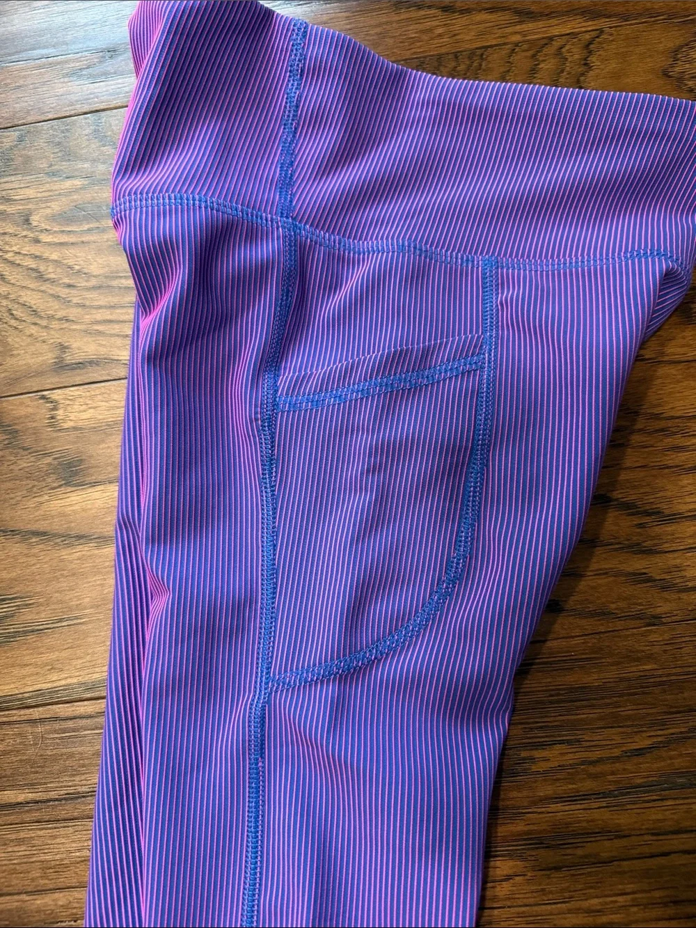 Old Navy Powersoft brand Purple & Blue Stripe Performance Leggings with Pockets